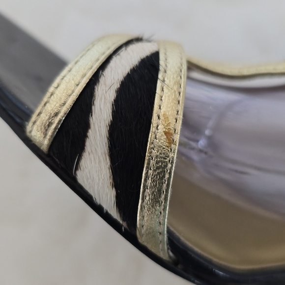Women's Zebra with Gold Accent Heels - Picture 6 of 7